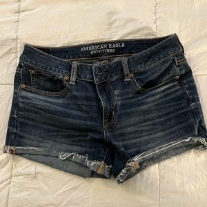 American Eagle ‘Shortie’ Shorts